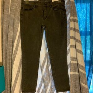 ⚠️ American eagle High rise jeggings NWT